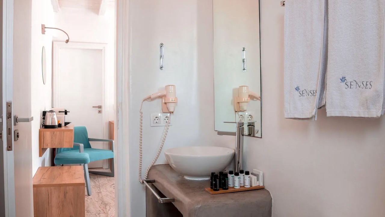 Photo of Bathroom in Elia