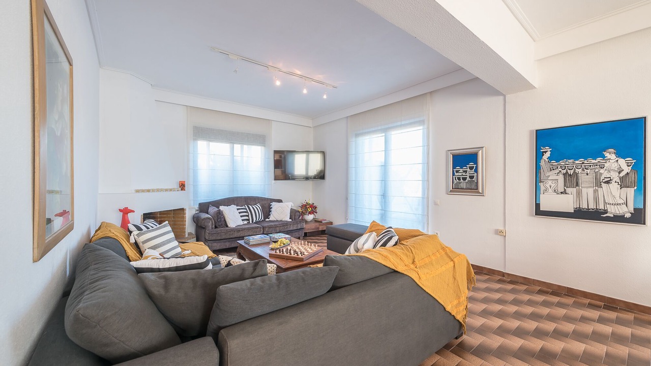 Photo of Livingroom in Lavreotiki