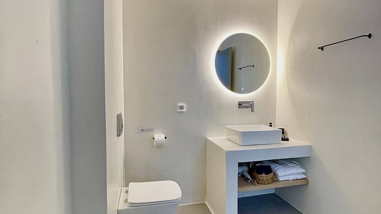 Photo of Bathroom in Dhrakata