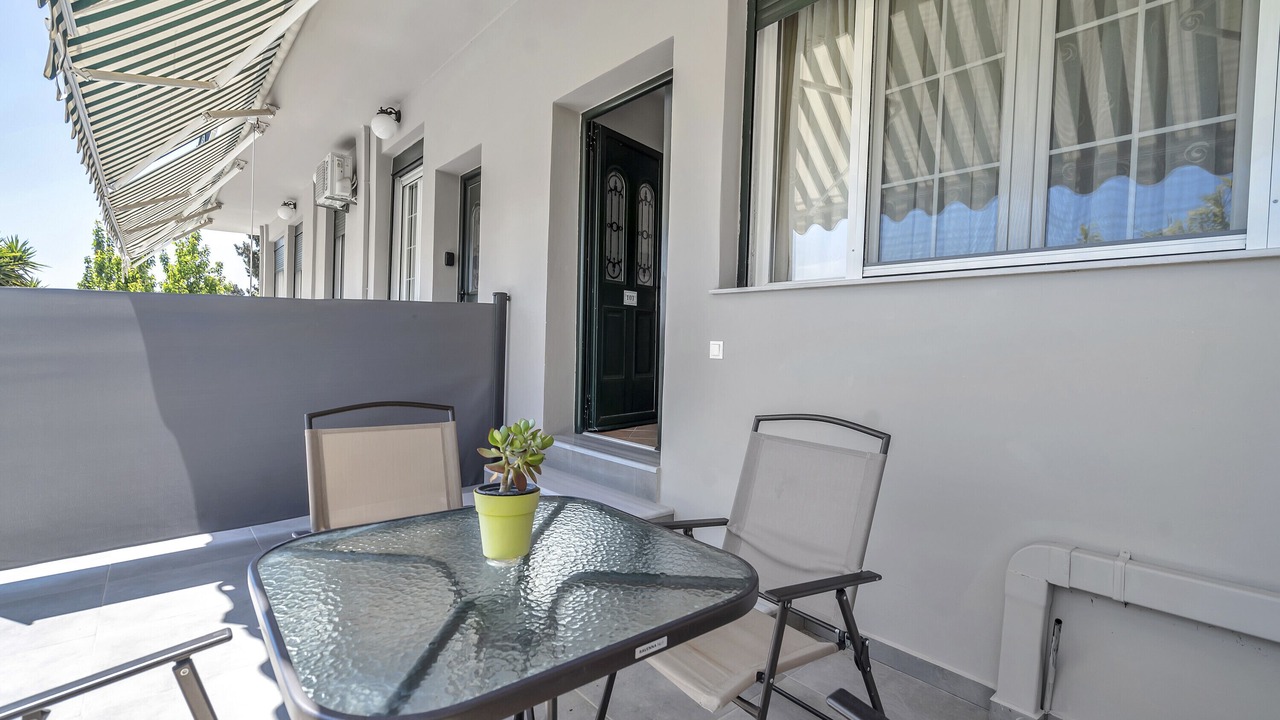 Photo of Outdoor in Parisata