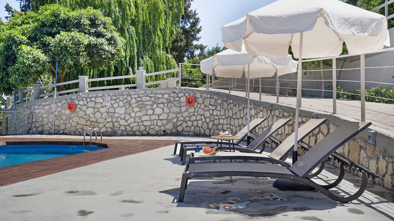 Photo of Outdoor in Parisata