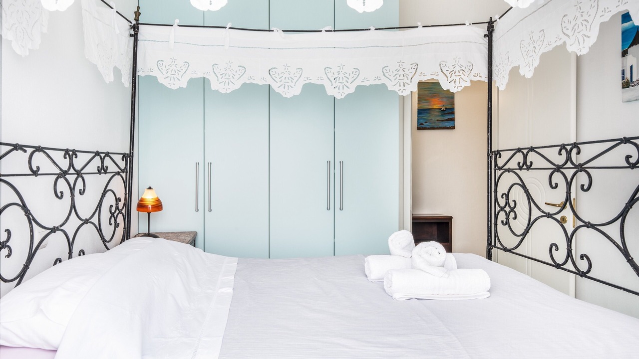 Photo of Bedroom in Kea