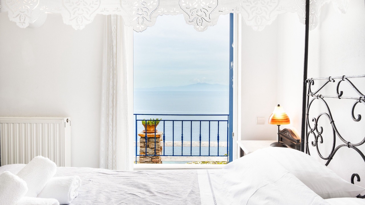 Photo of Bedroom in Kea