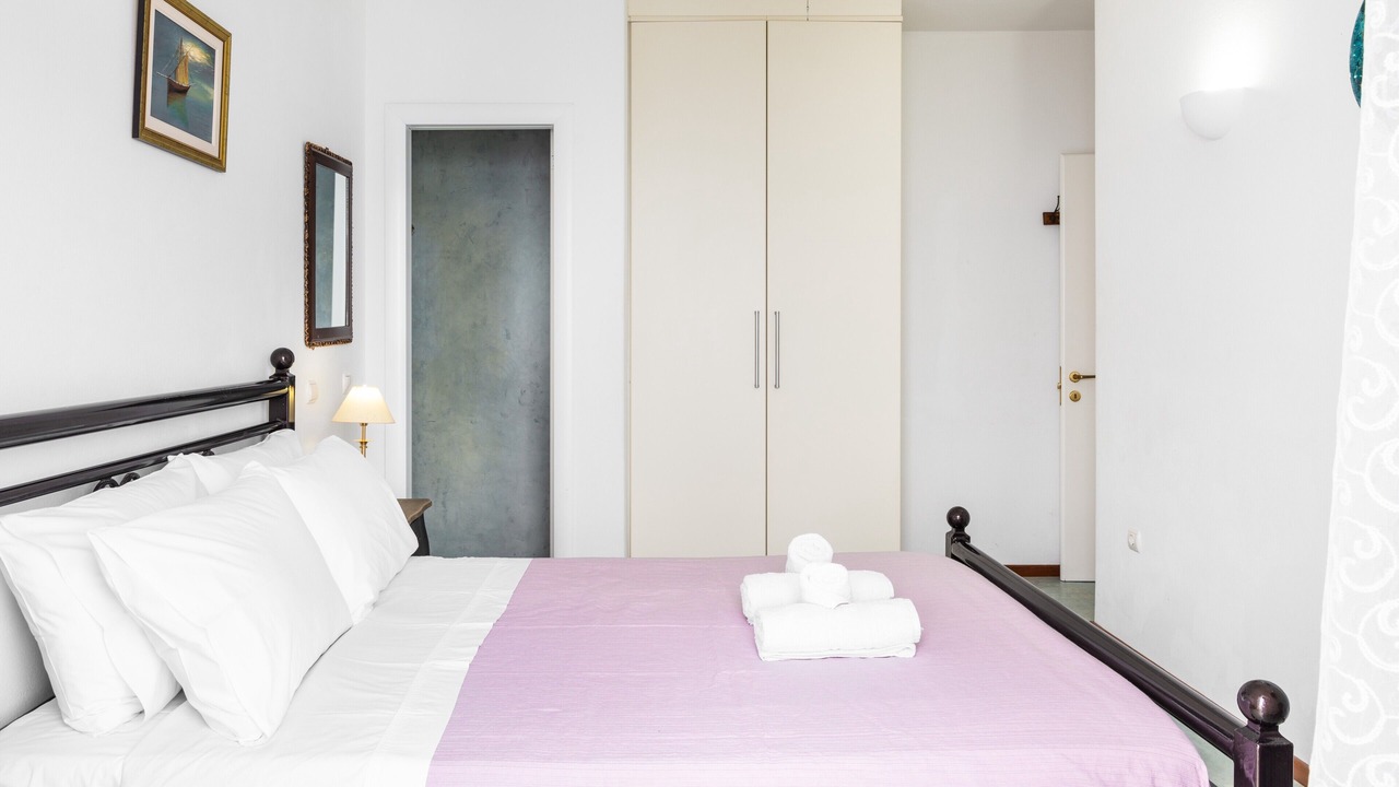 Photo of Bedroom in Kea