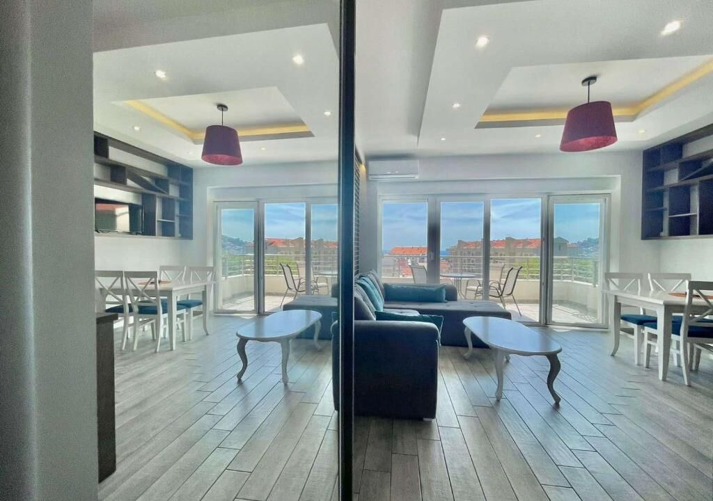 Photo of Livingroom in Lazi