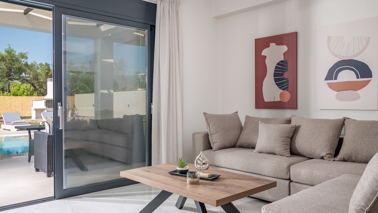 Photo of Livingroom in Neromilos
