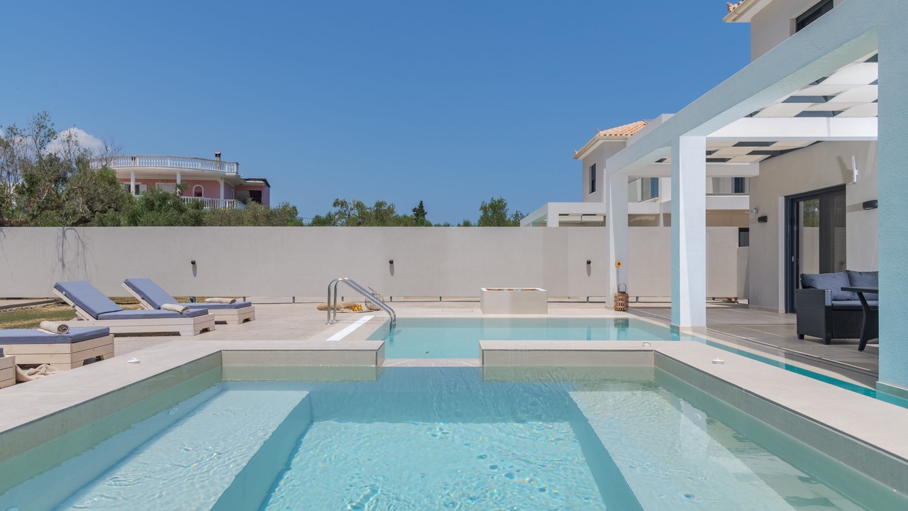 Photo of Outdoor in Neromilos