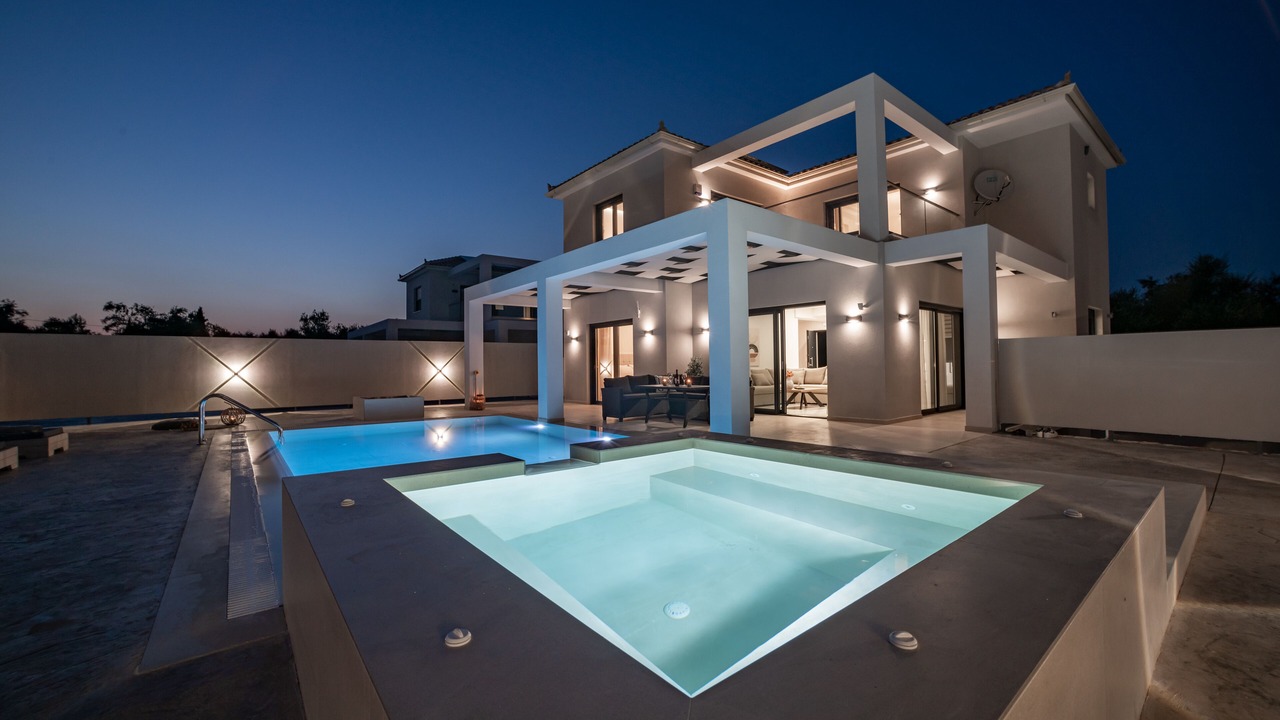 Photo of Outdoor in Neromilos