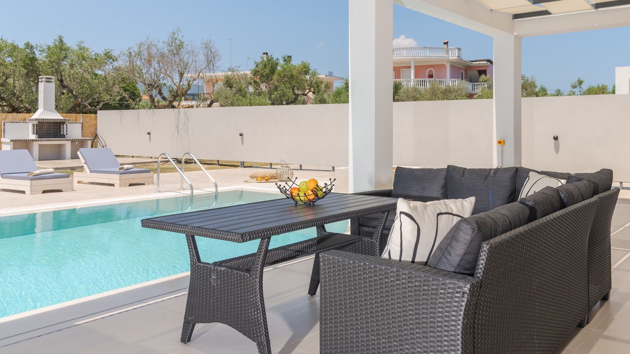 Photo of Outdoor in Neromilos