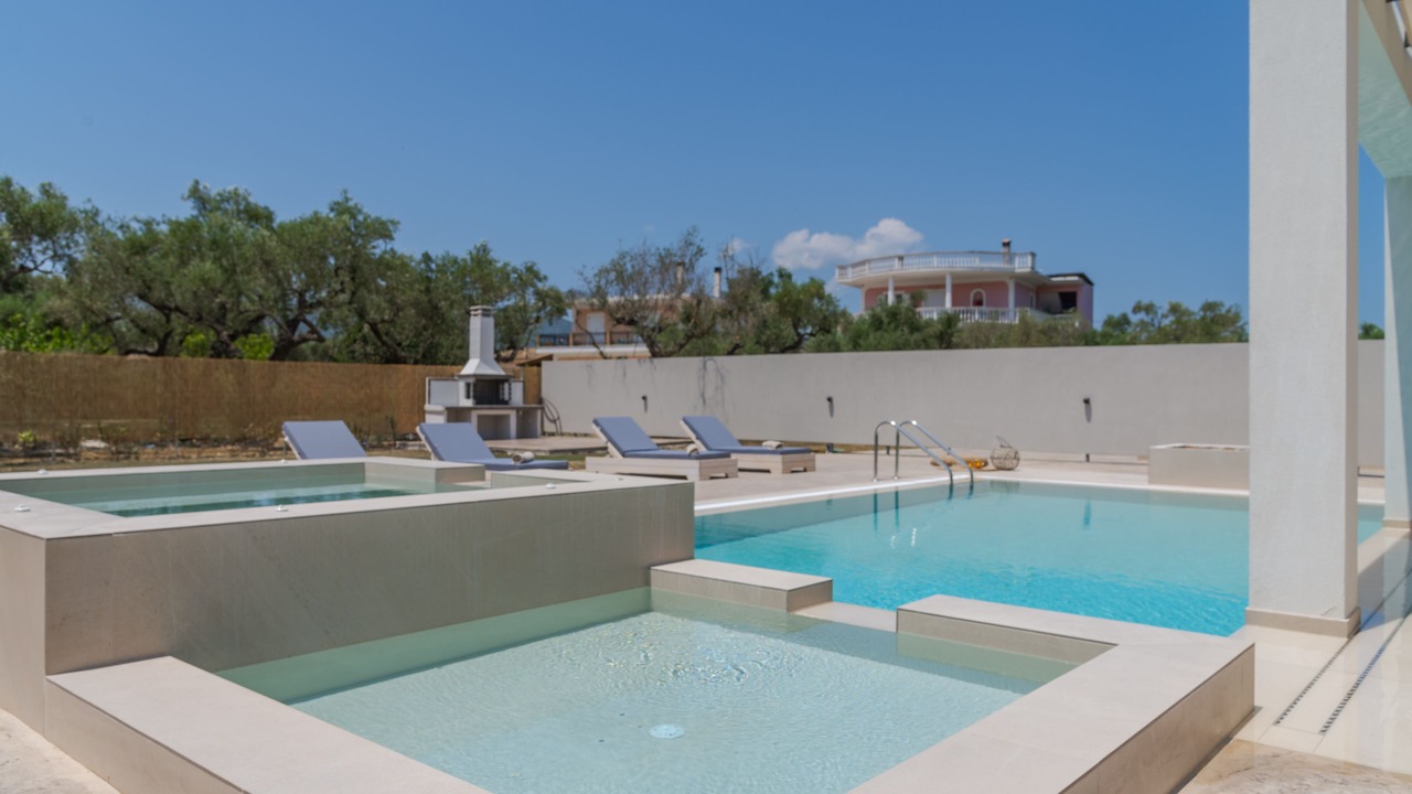 Photo of Outdoor in Neromilos