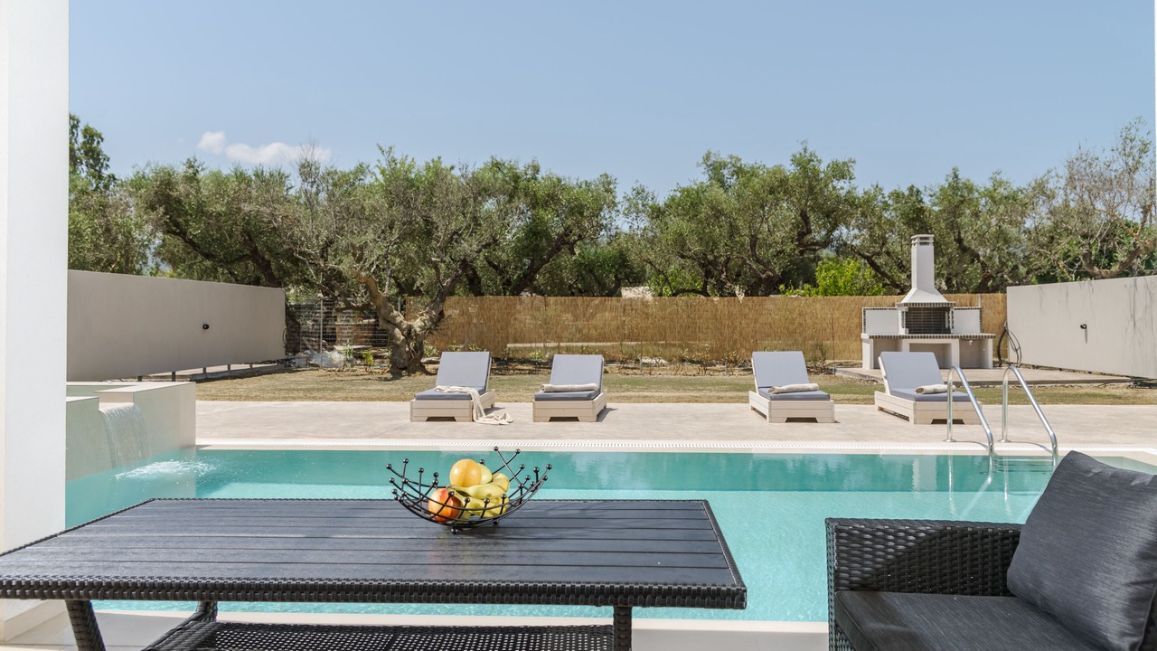 Photo of Outdoor in Neromilos