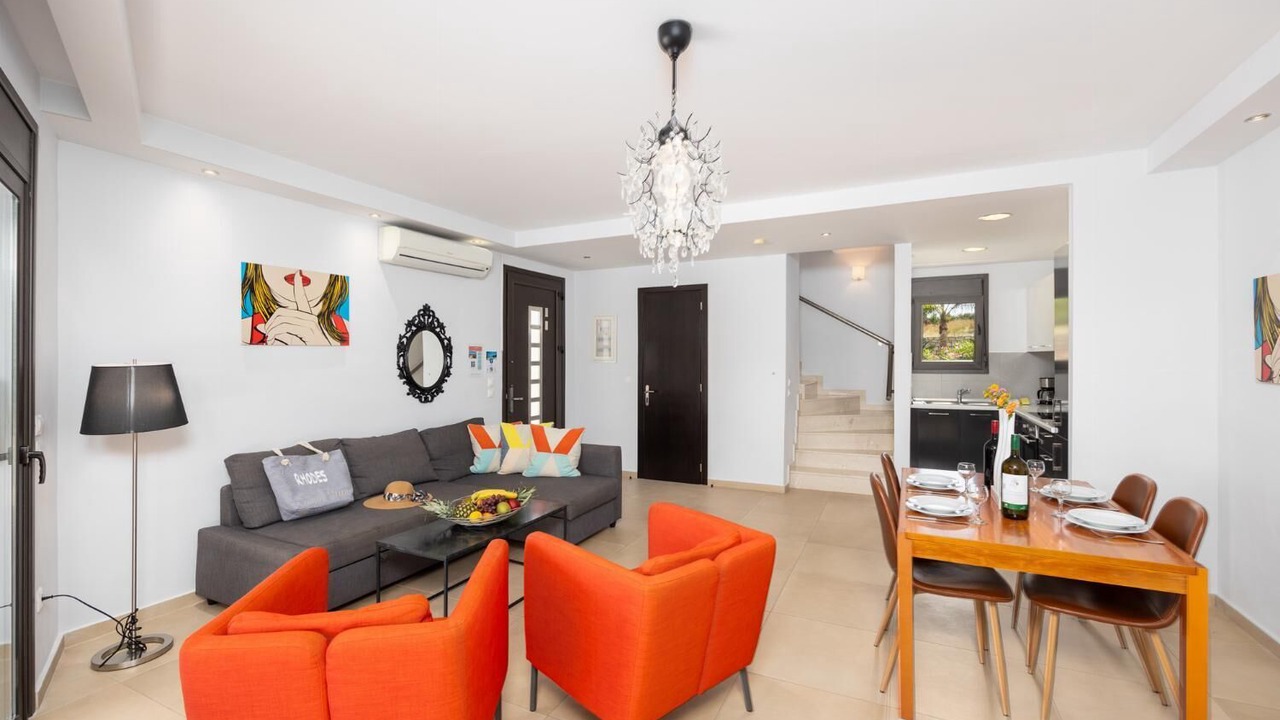 Photo of Livingroom in Lahania