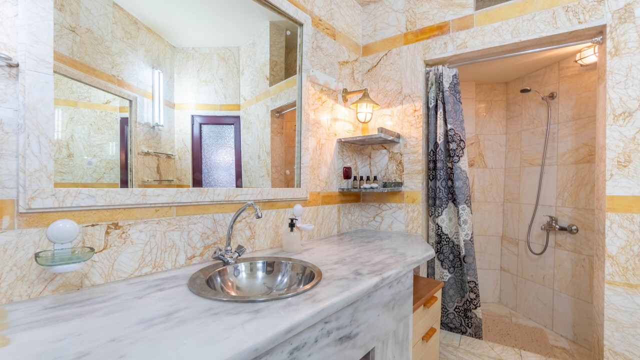 Photo of Bathroom in Gaios
