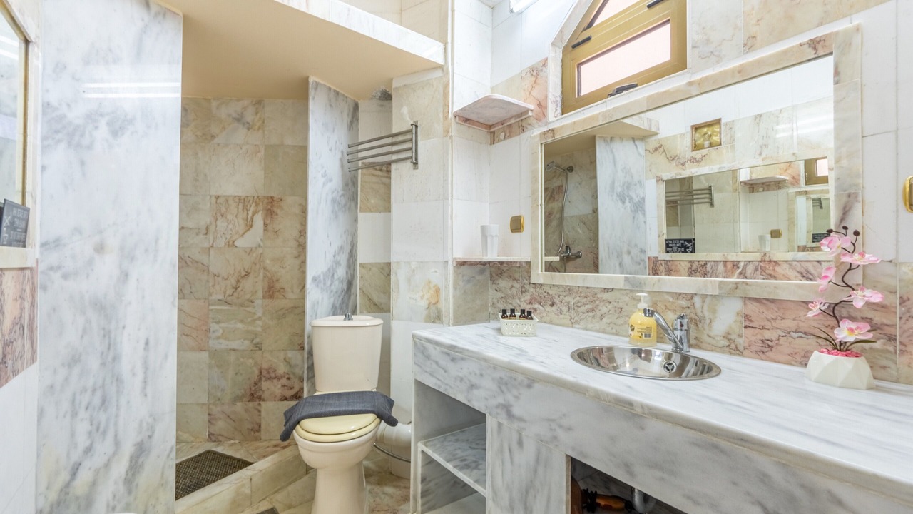 Photo of Bathroom in Gaios