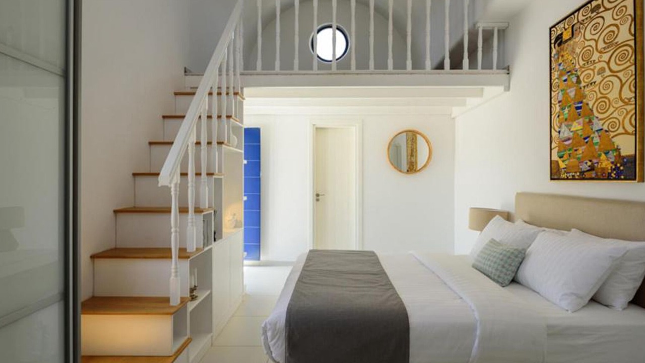 Photo of Bedroom in Exo Gialos
