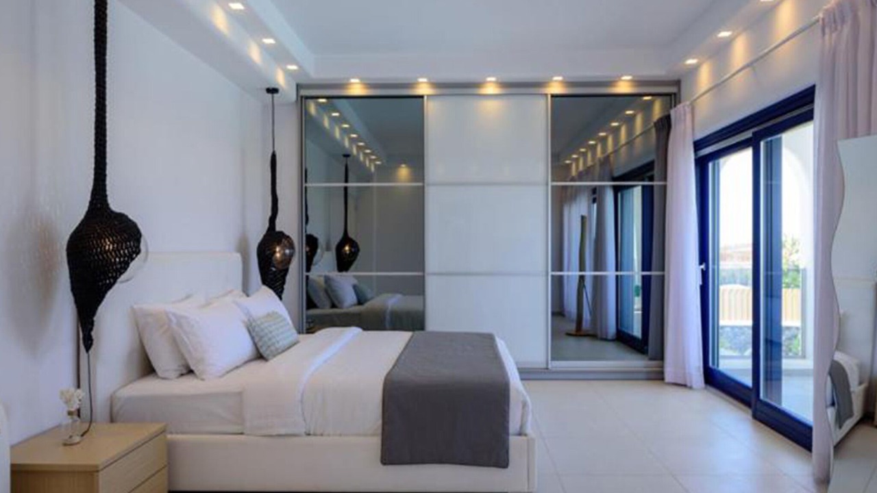 Photo of Bedroom in Exo Gialos