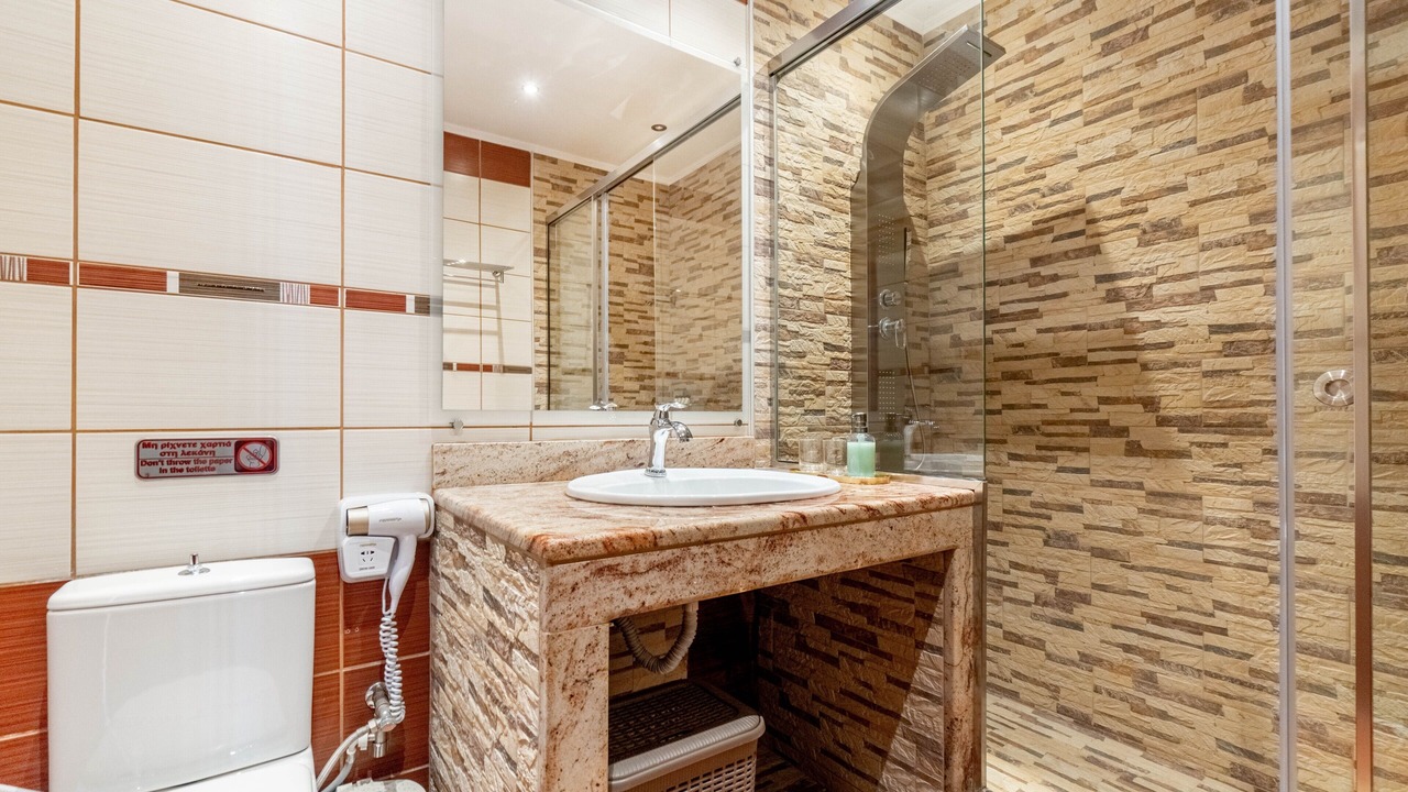 Photo of Bathroom in Lakones