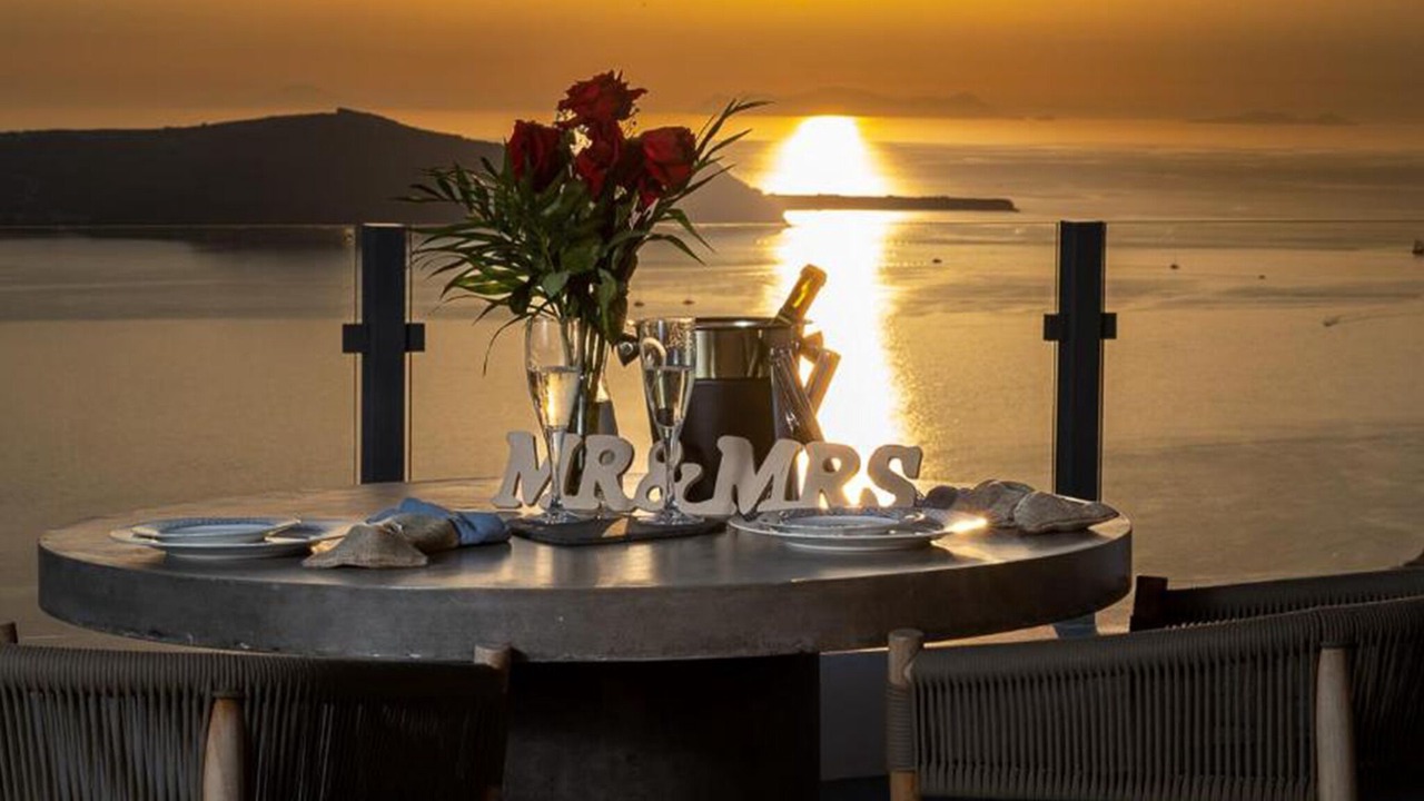 Photo of Outdoor in Fira