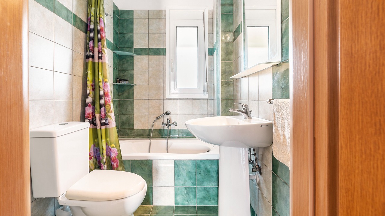 Photo of Bathroom in Gennadi