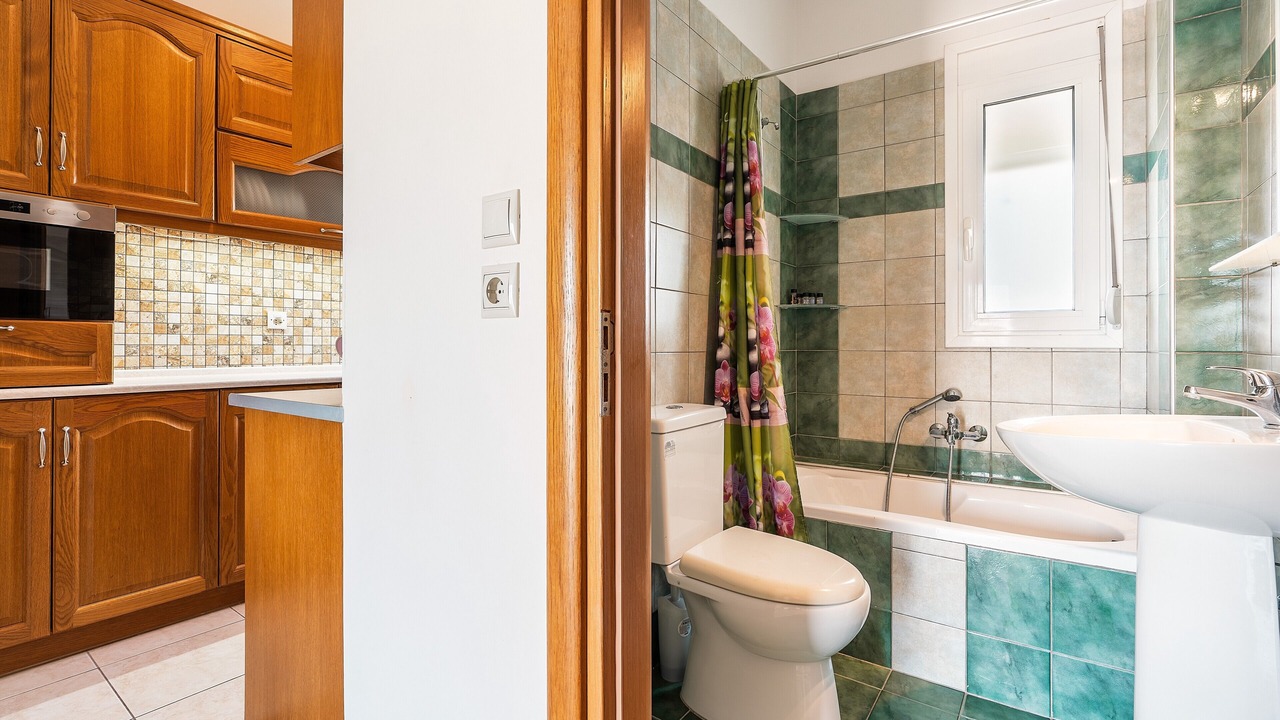 Photo of Bathroom in Gennadi