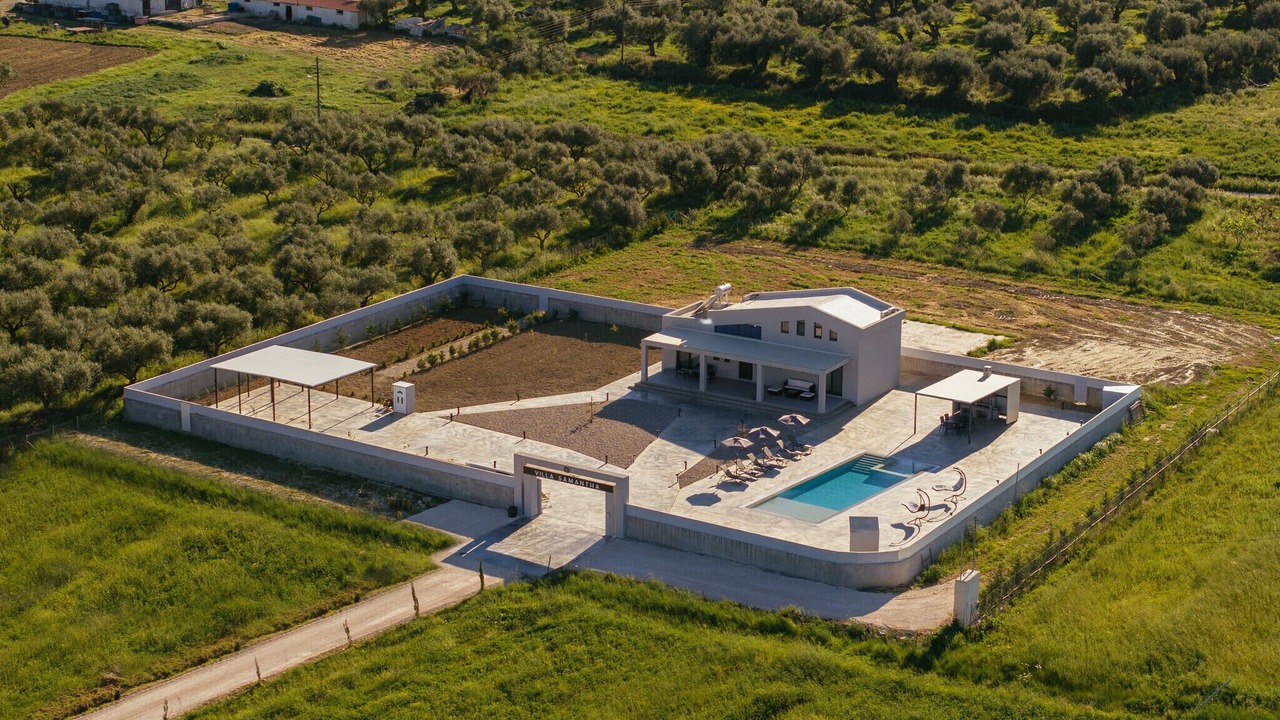 Photo of Outdoor in Agrilia