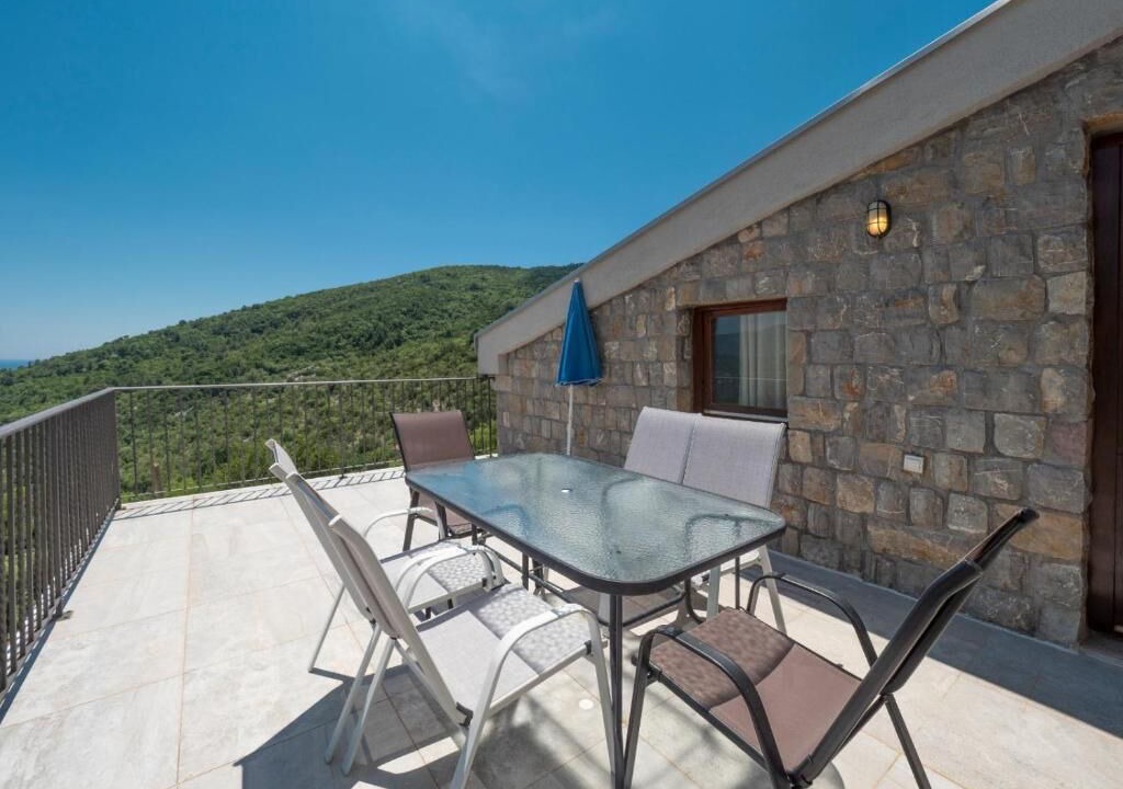 Photo of Bedroom in Podostrog