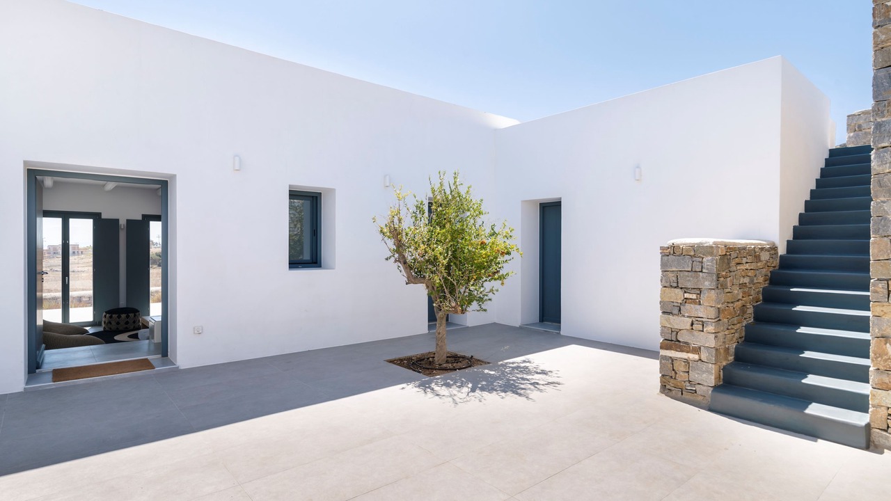 Photo of Patio Balcony in Chrissi Akti