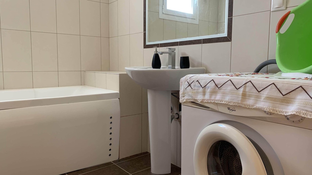 Photo of Bathroom in Pylos-Nestoras