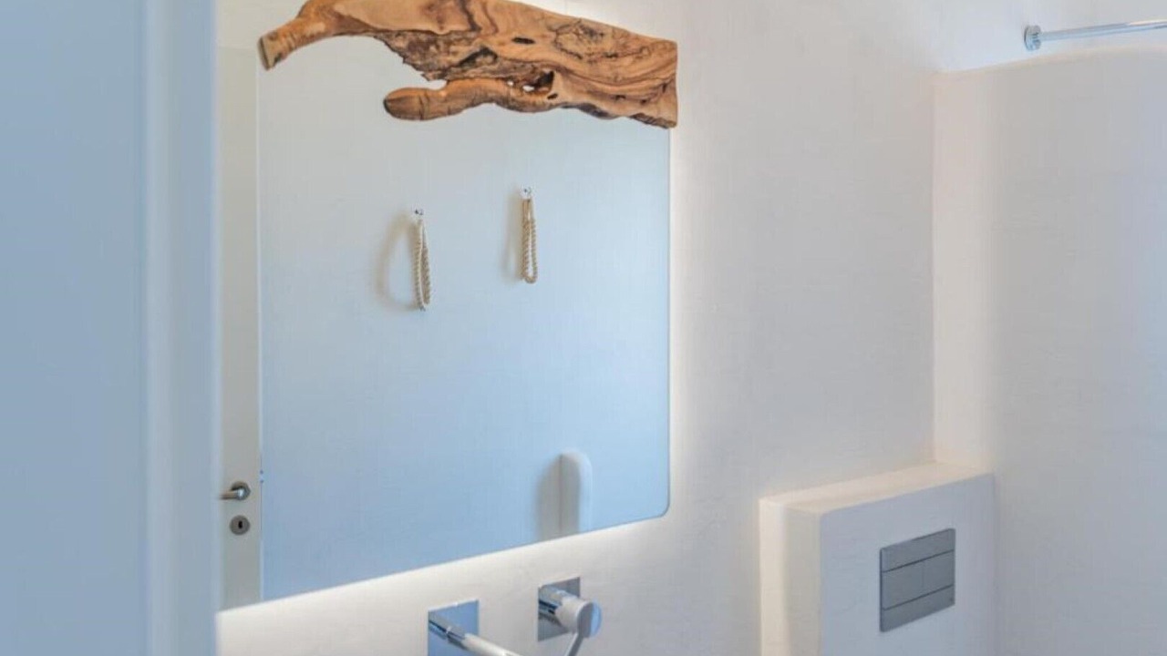 Photo of Bathroom in Piso Livadi