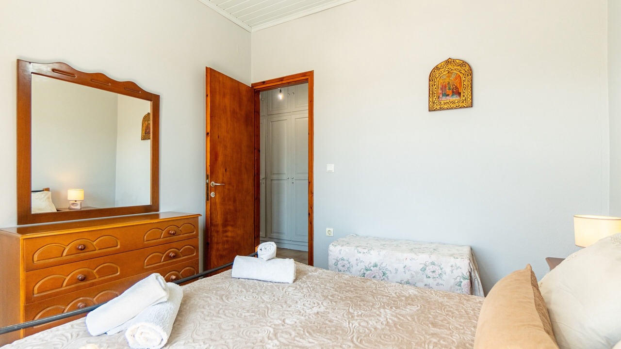 Photo of Bedroom in Koutsi