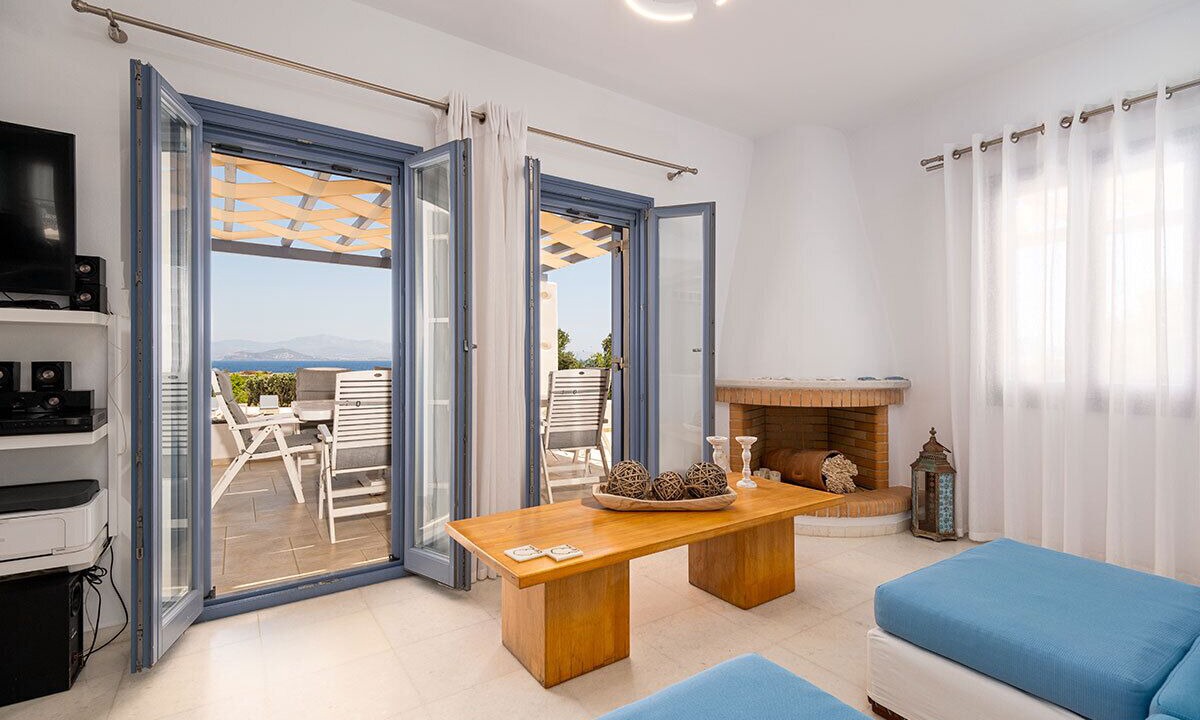 Photo of Livingroom in Ampelas