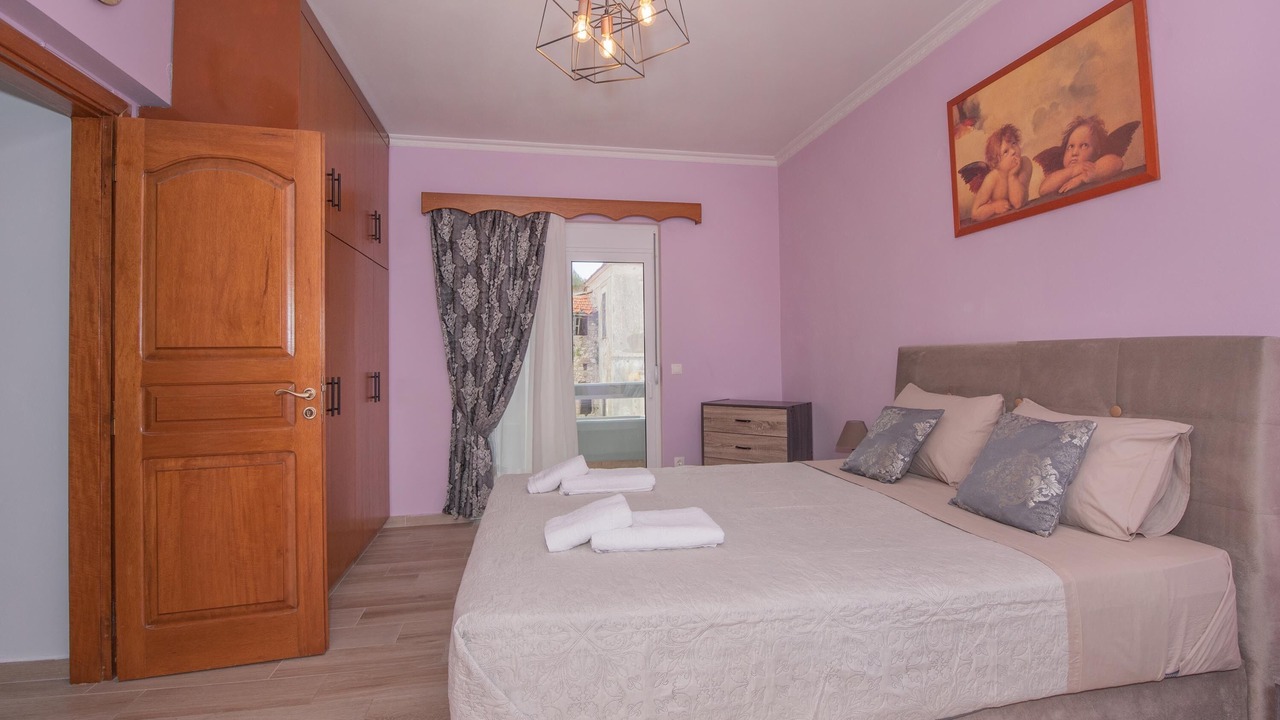 Photo of Bedroom in Rhodes Town