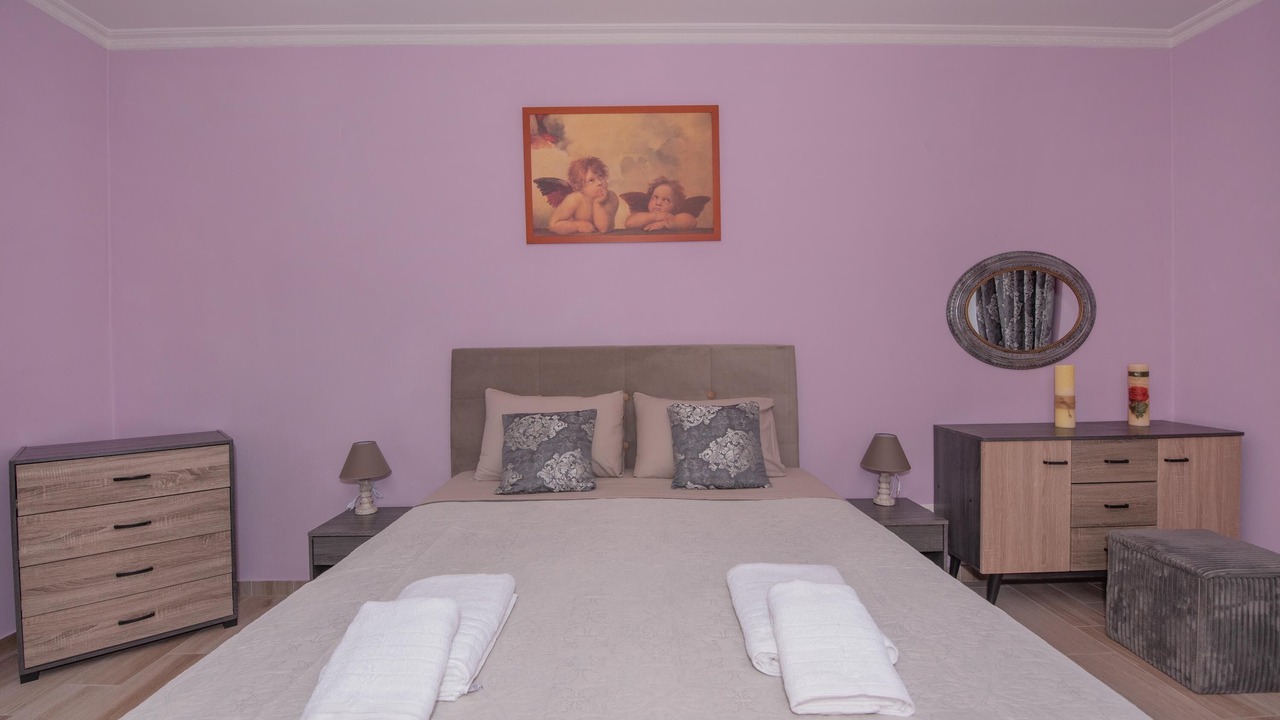 Photo of Bedroom in Rhodes Town