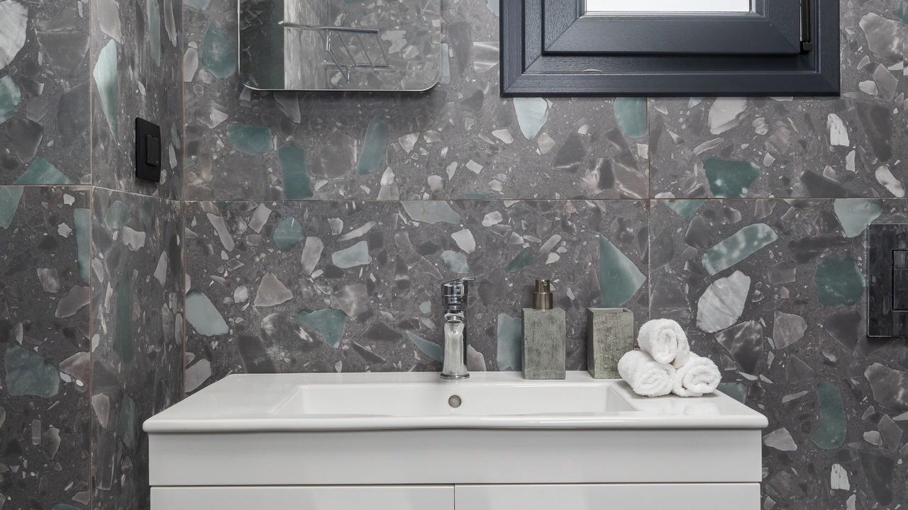 Photo of Bathroom in Ano Mera