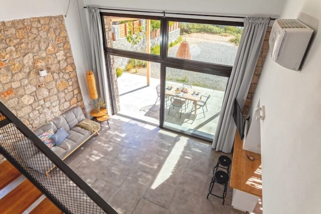 Photo of Livingroom in Kiotari