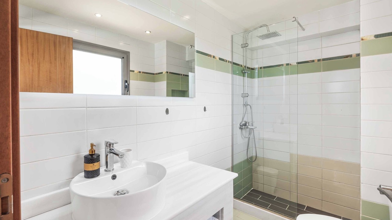 Photo of Bathroom in Kavos