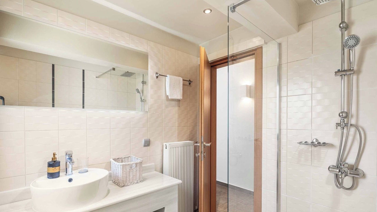 Photo of Bathroom in Kavos