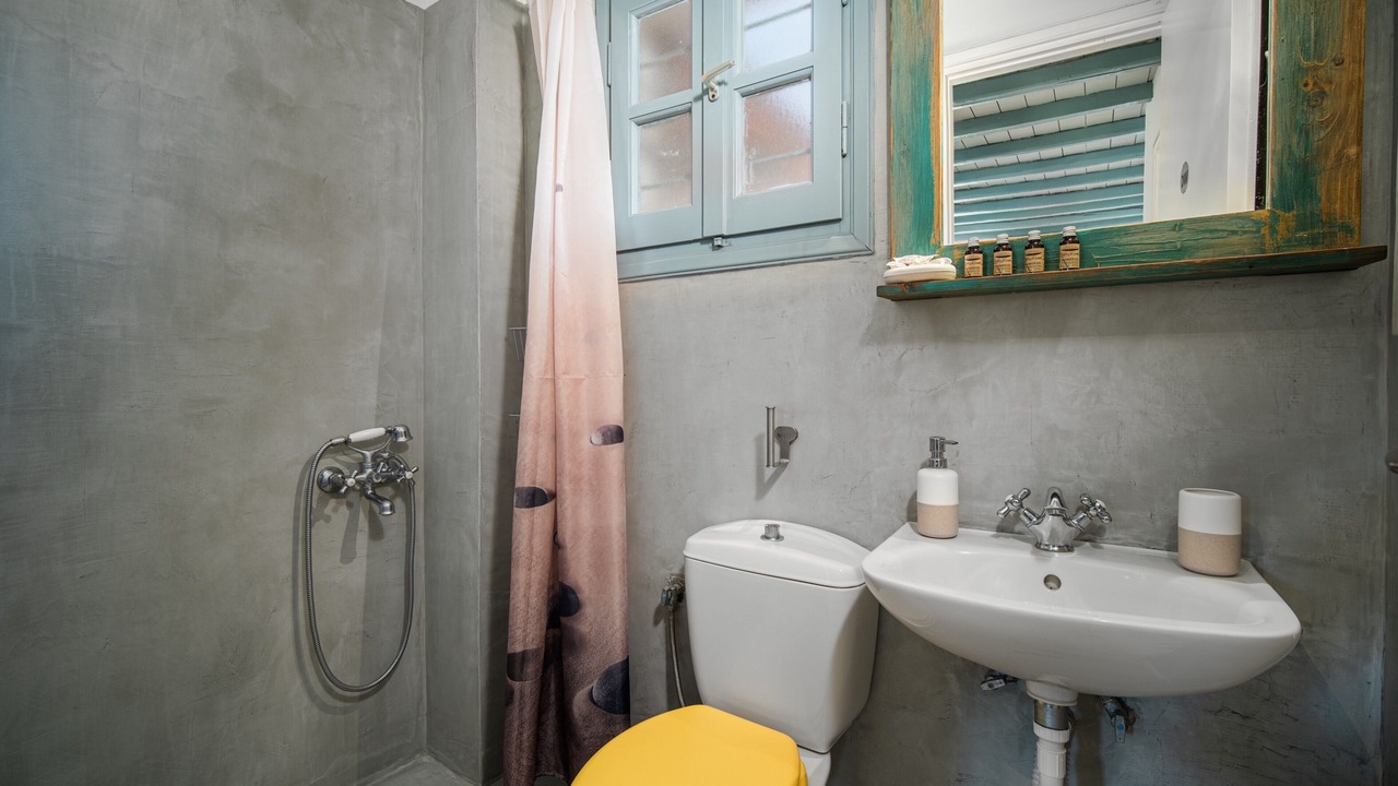 Photo of Bathroom in Serifos