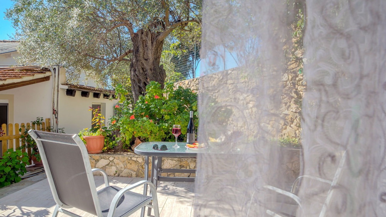 Photo of Outdoor in Lakones