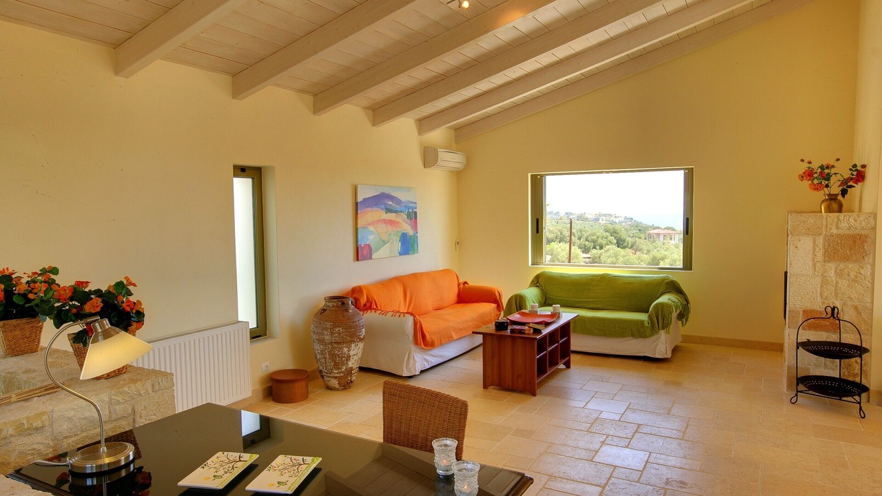 Photo of Livingroom in Karavados