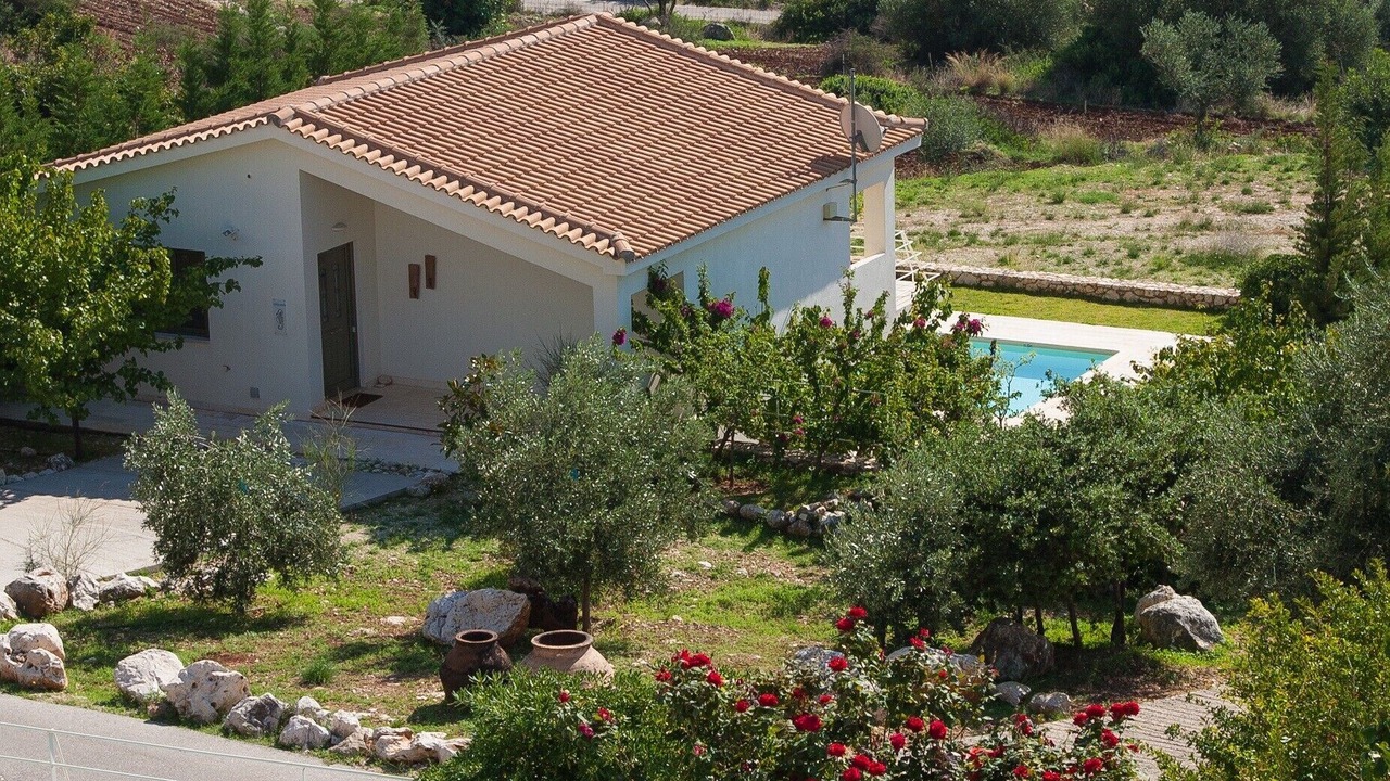 Photo of Outdoor in Karavados