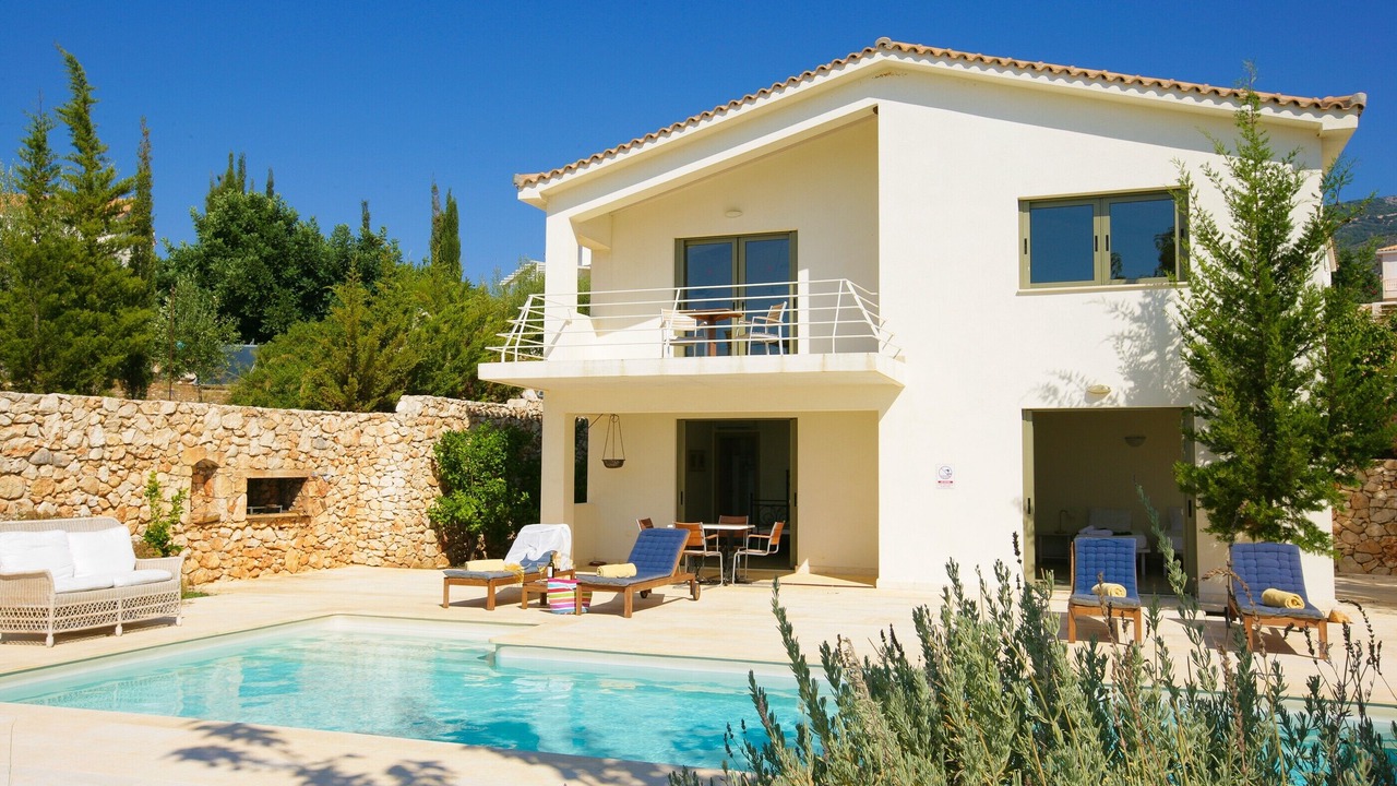 Photo of Outdoor in Karavados