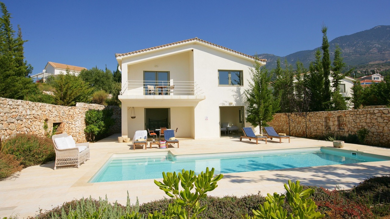Photo of Outdoor in Karavados