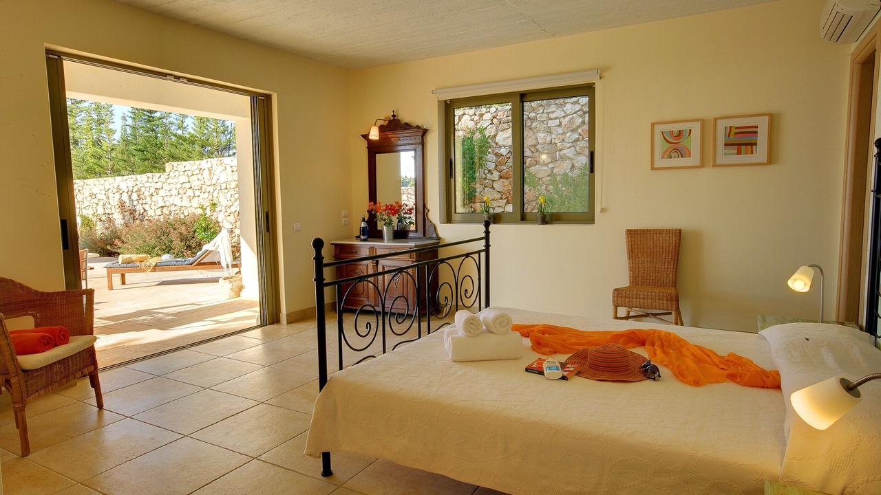 Photo of Bedroom in Karavados