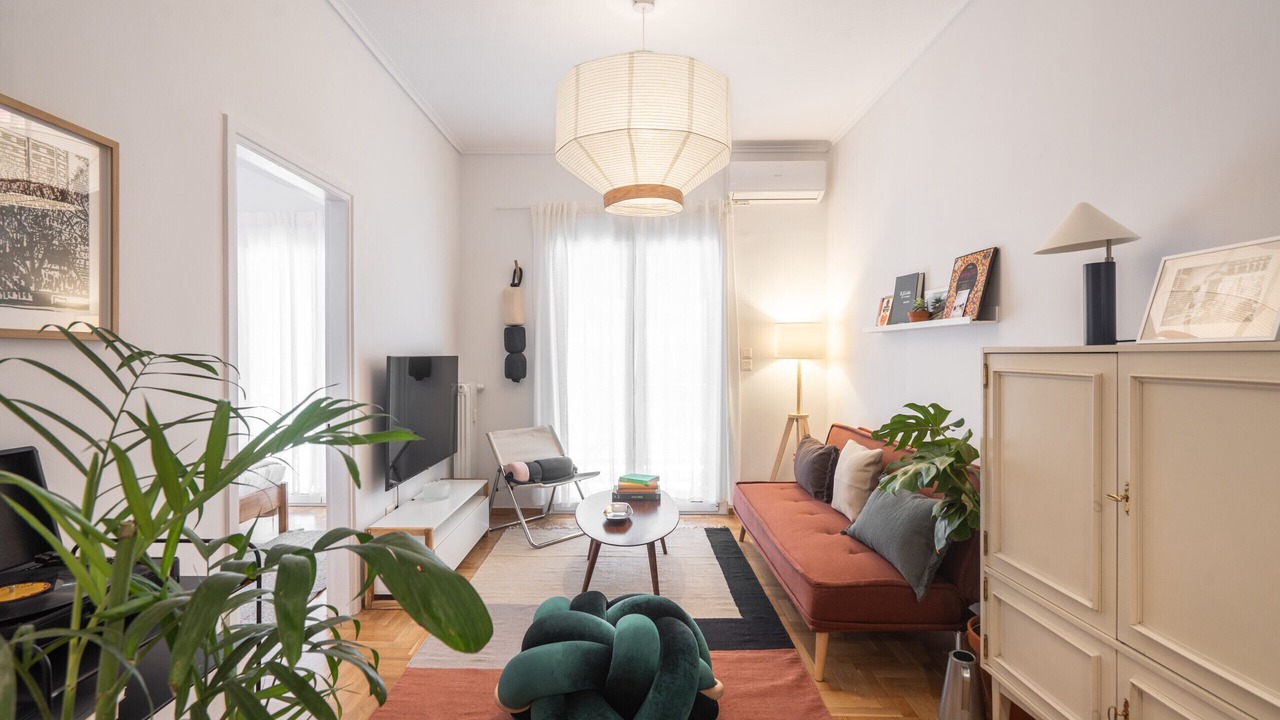 Photo of Livingroom in Exarhia