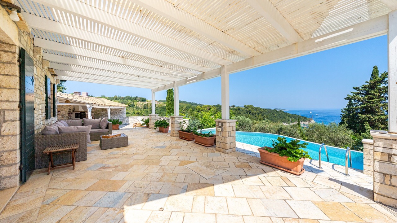 Photo of Patio Balcony in Antipaxos
