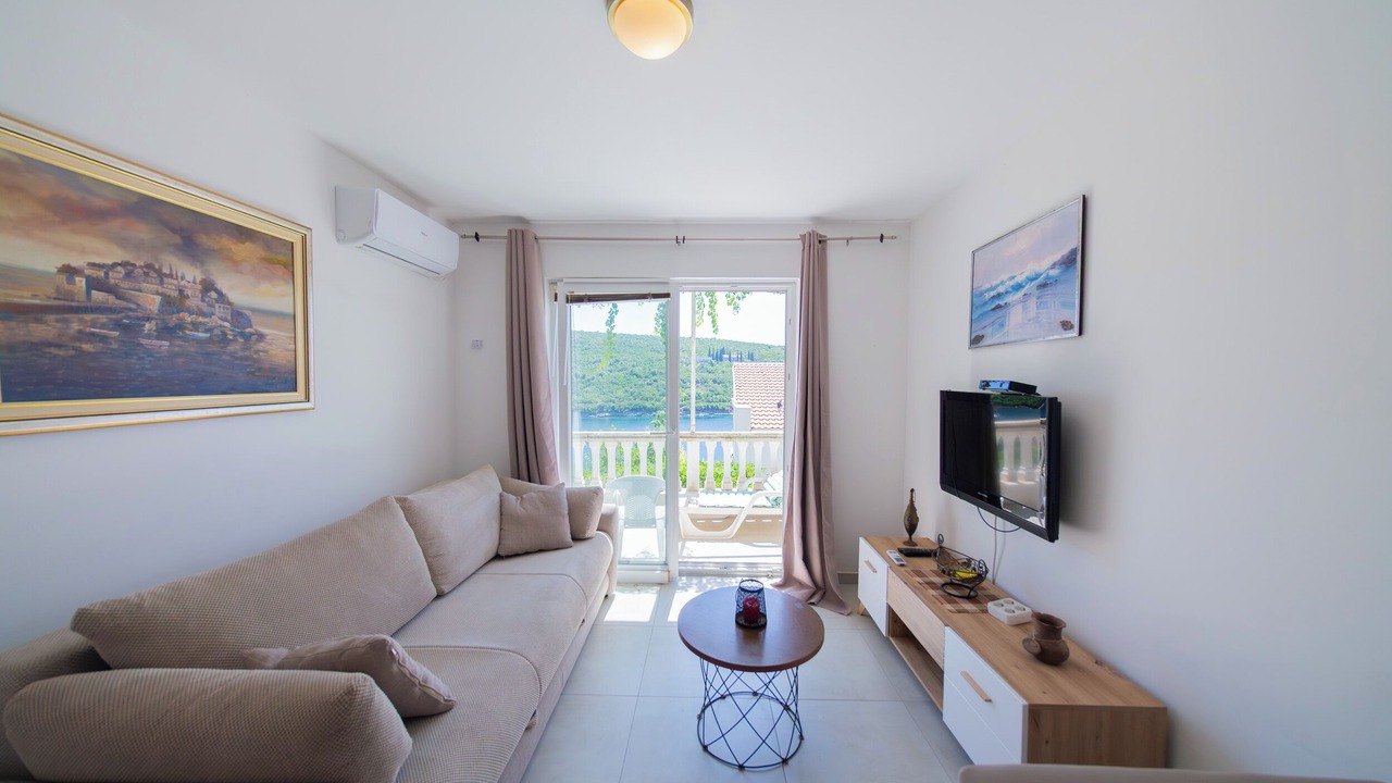 Photo of Livingroom in Bigovo