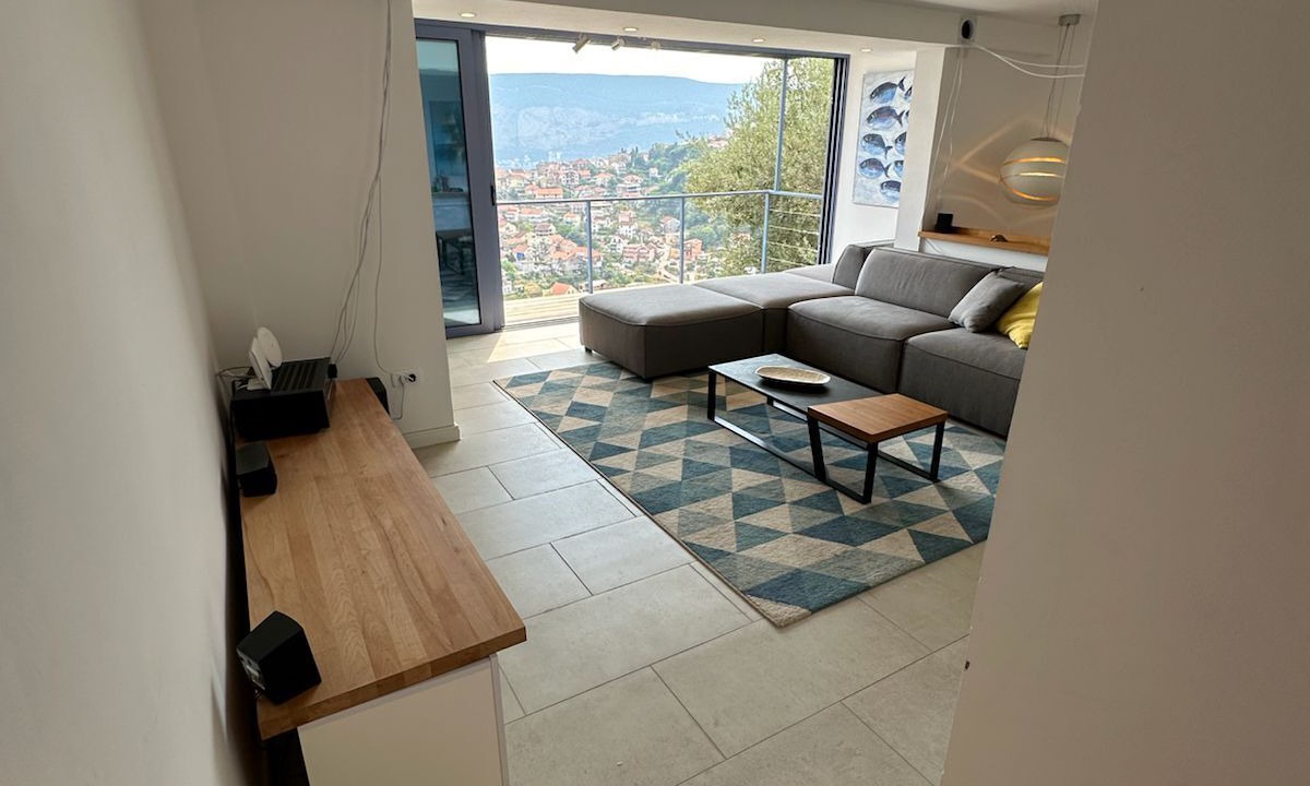 Photo of Livingroom in Podi