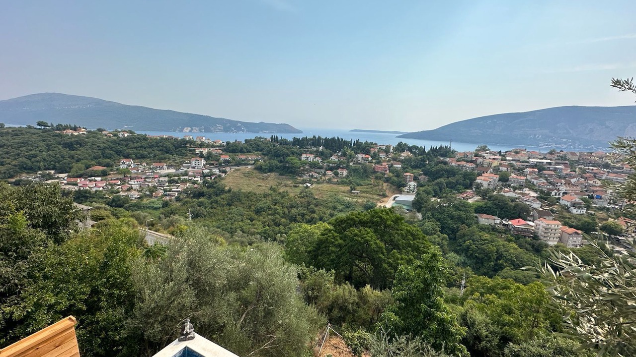 Photo of Outdoor in Podi