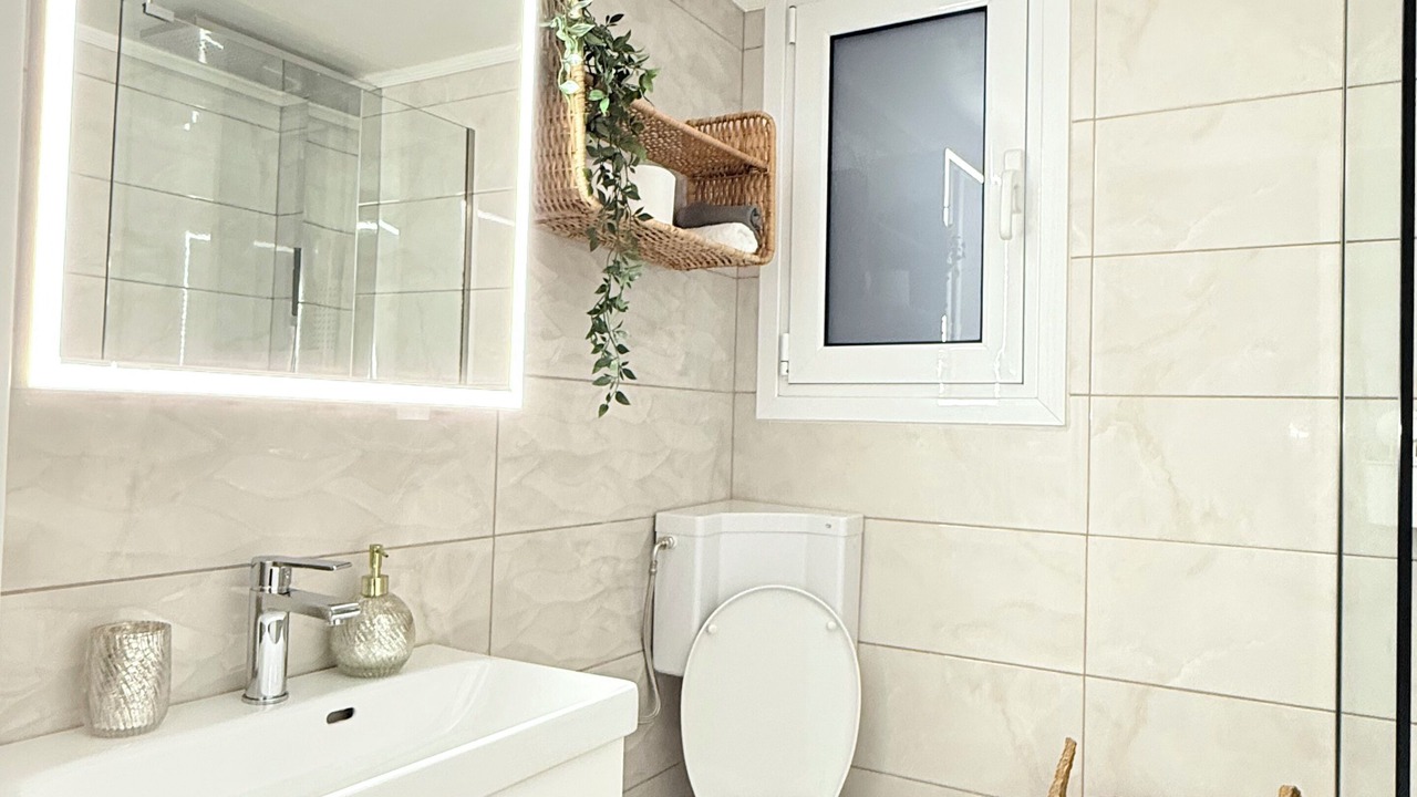 Photo of Bathroom in Ilisia